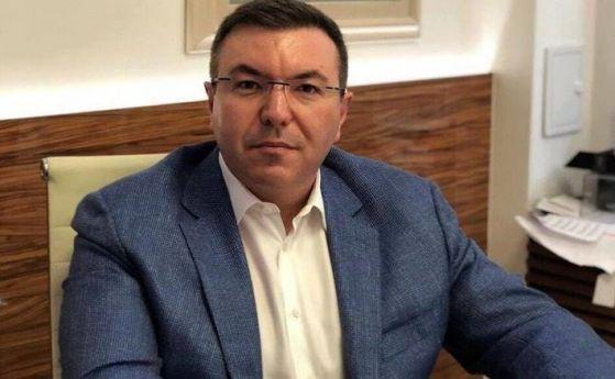 Пращат джипита и студенти в болниците с ковид